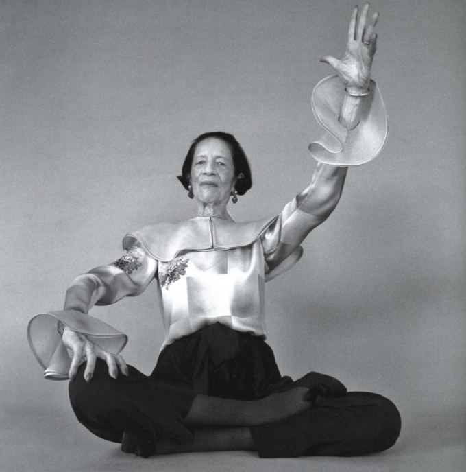 028-diana-vreeland-theredlist